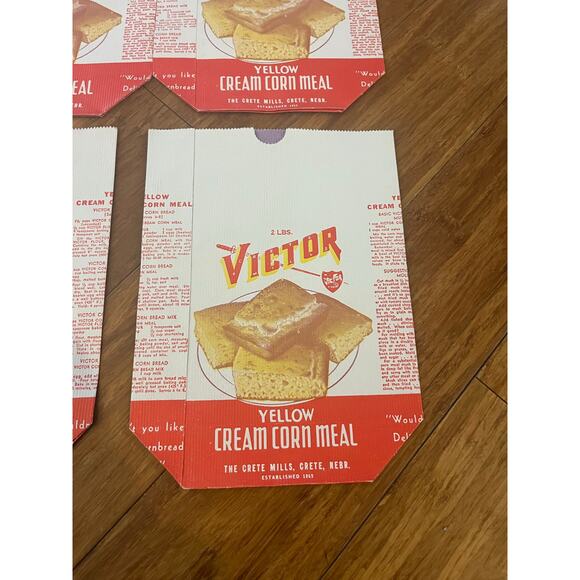 Vintage Victor 2lb cream corn meal empty bags- Lot of 11-NOS - Picture 2 of 2